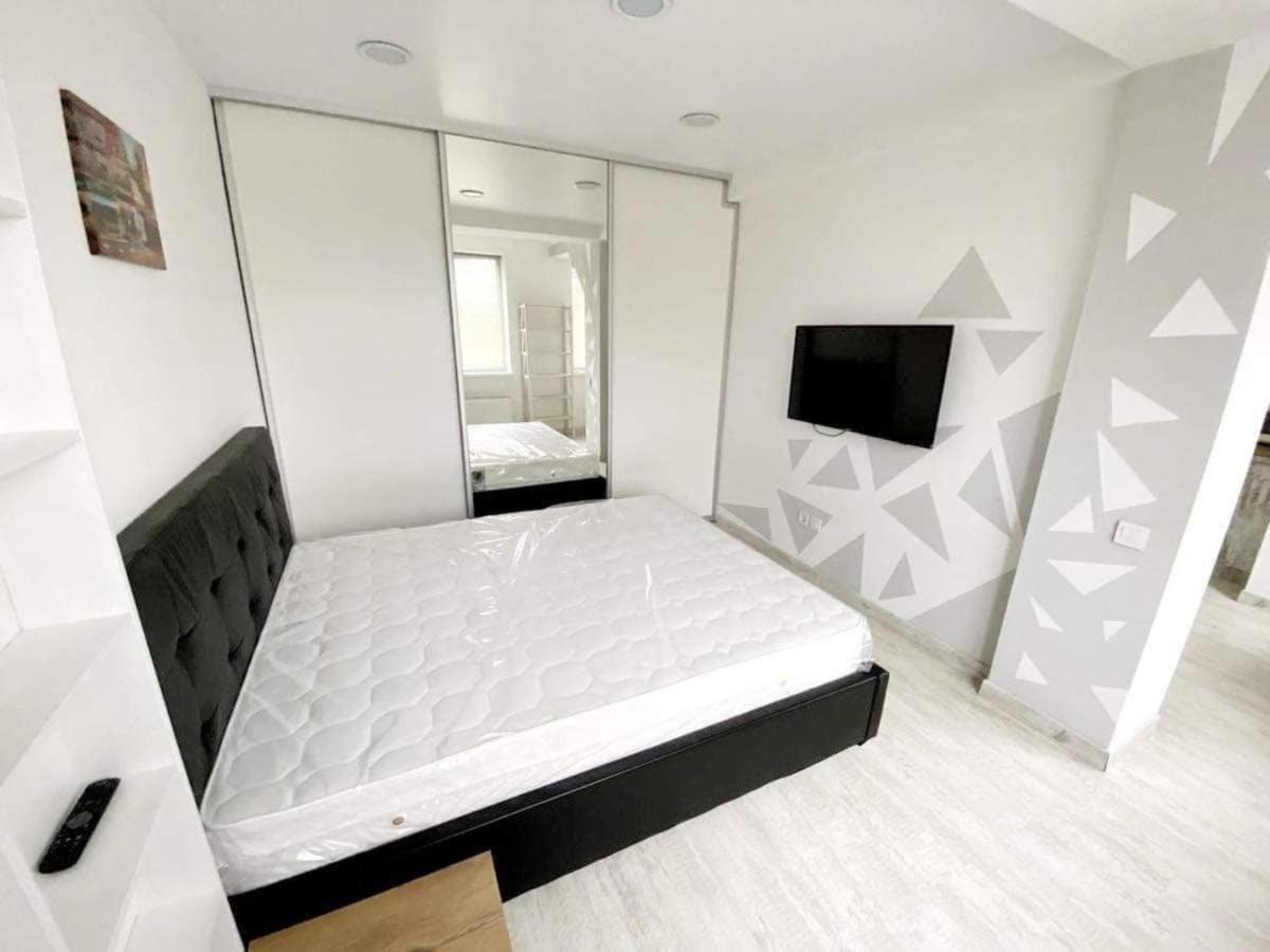 Fantastic Central Apartment Kişinev Dış mekan fotoğraf